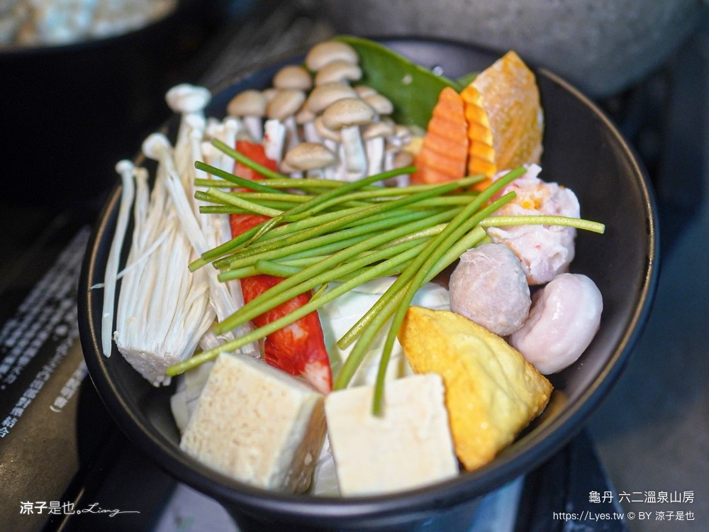 六二溫泉山房 龜丹溫泉住宿 台南溫泉飯店 大眾湯 湯屋 溫水脈衝池 溫水spa按摩池 台南親子住宿