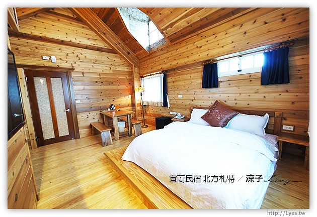 宜蘭民宿-北方札特(古堡館房間篇)-充滿木頭香氣的宜蘭城堡民宿