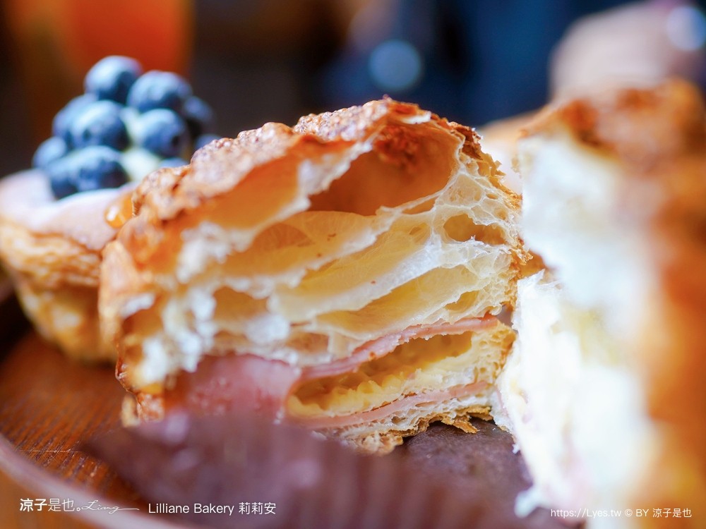 莉莉安可頌烘焙專門店 菜單 台中 麵包 下午茶 咖啡館 文青老宅 蛋糕 台中甜點 lilliane bakery