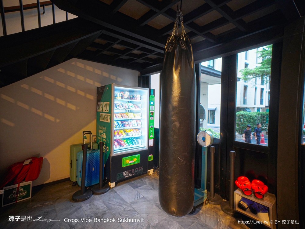 曼谷住宿 Cross Vibe Bangkok Sukhumvit 泰國飯店 四星級 親子飯店推薦 bts on nut 公寓式旅店 房價 交通 素坤逸