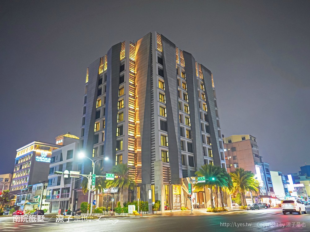 南院旅墅 嘉義住宿飯店推薦 CP值 早餐 地址 交通 雙人房 泳池