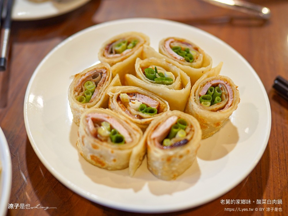 老舅的家鄉味 酸菜白肉鍋 菜單 台中美食 台中火鍋 忠孝路美食 東北料理 麵食點心 忠孝夜市