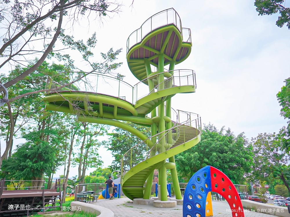 清水那方 彰化親子景點 氣墊兒童戲水池 沙坑 泡腳 餐廳 野餐 豪華懶人露營 溫泉泡湯