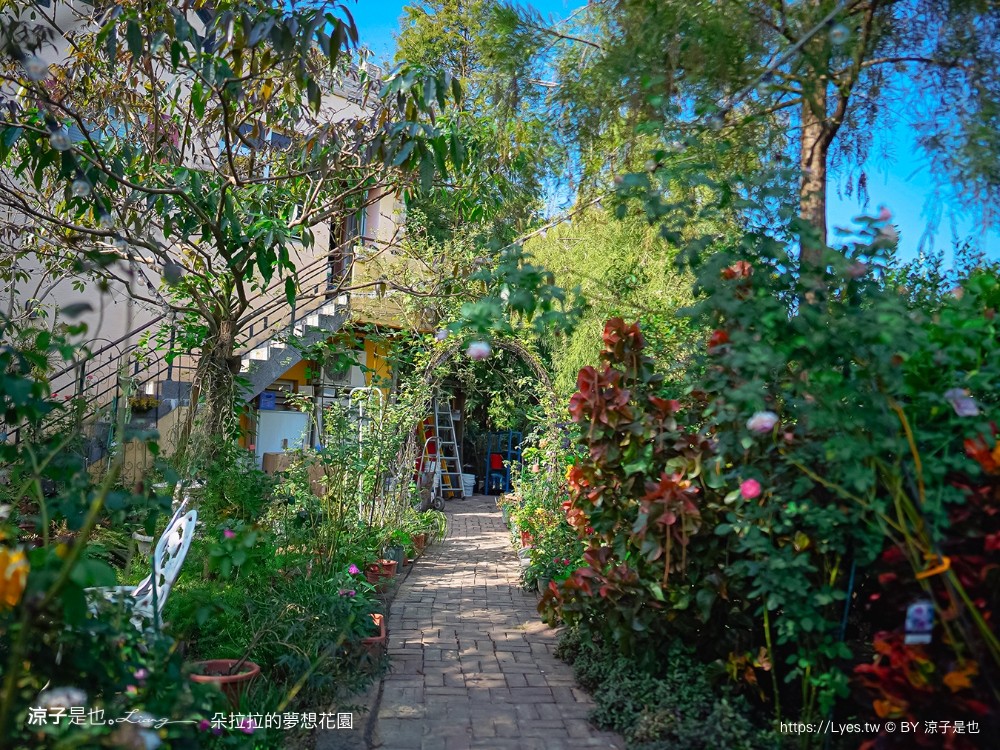 朵拉拉的夢想花園 菜單 嘉義景觀餐廳 東石美食 歐式建築 火鍋 豬腳排餐 嘉義庭園餐廳