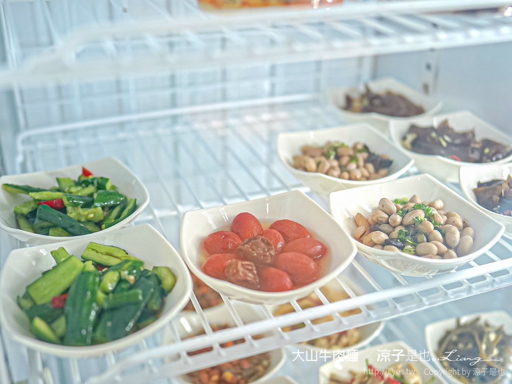 大山牛肉麵 東山店 菜單 台中北屯 牛肉麵 小吃 小菜 麵食餐廳