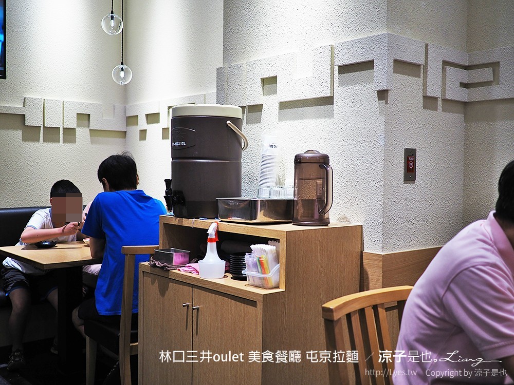 林口三井oulet 美食餐廳 屯京拉麵
