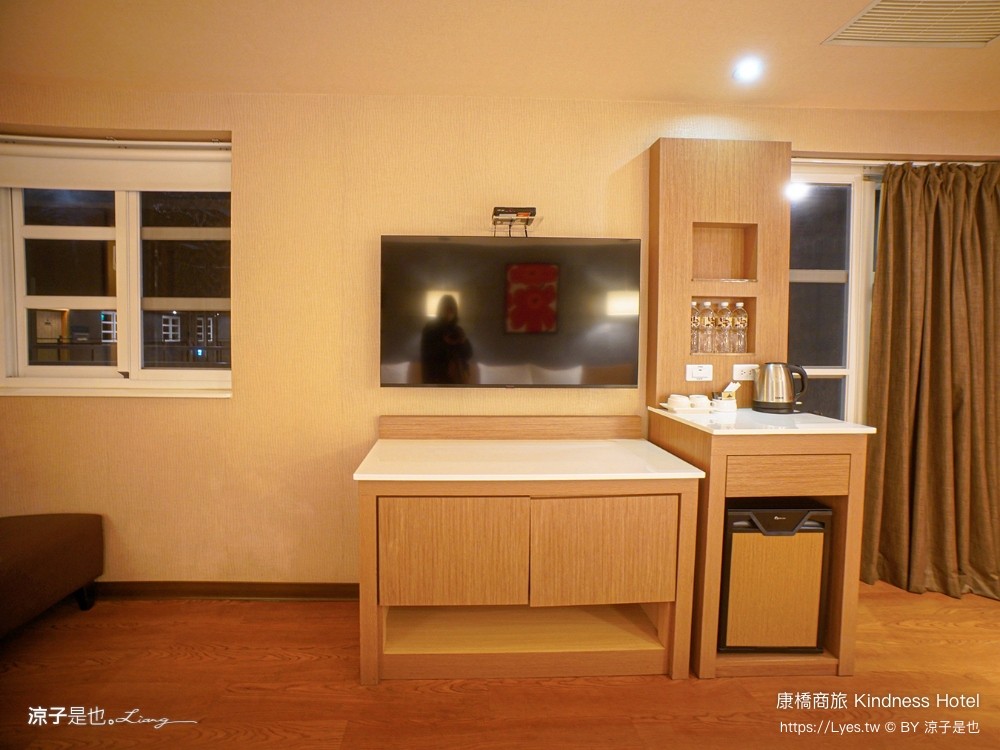康橋商旅 康橋商旅覺民館 早餐 宵夜 吃到飽 房型 高雄康橋商旅 高雄住宿推薦 高雄平價飯店 親子飯店 kindness hotel