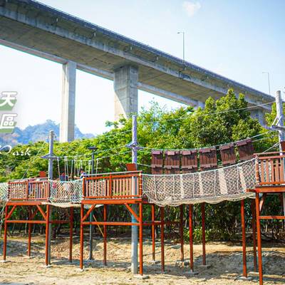 【南投國姓】橋聳雲天綠雕園區 親子挑戰設施好放電︱就在雲端高架橋下 南投免費景點推薦