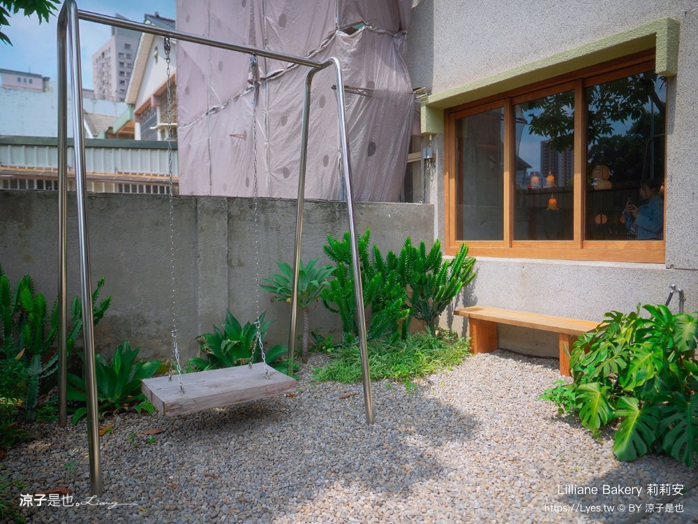莉莉安可頌烘焙專門店 菜單 台中 麵包 下午茶 咖啡館 文青老宅 蛋糕 台中甜點 lilliane bakery
