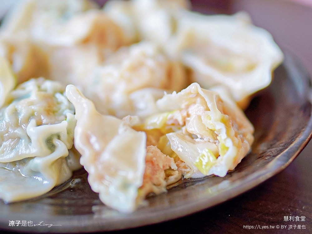 慧利食堂 嘉義太保景點一日遊 嘉義太保美食小吃 故宮南院 三姑姑健康屋 政峰水產 慧利食堂 三食而粒 魔力手作茶 鍋醬幸福小火鍋 夏立克綠豆沙牛奶 魔王雞排