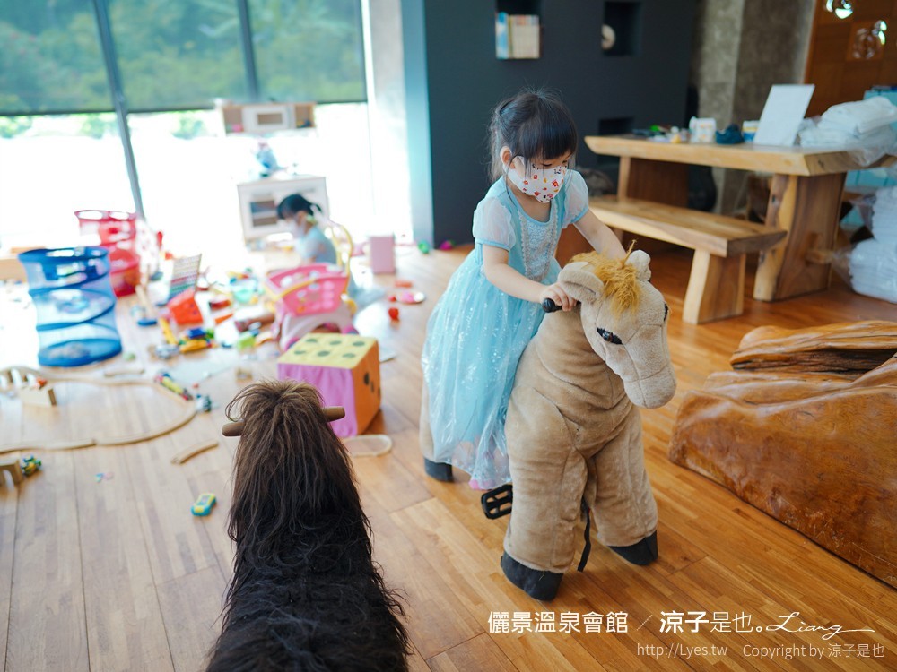 儷景溫泉會館 台南關子嶺溫泉飯店 泥漿溫泉住宿 尊榮館雙人房 戶外溫泉設施