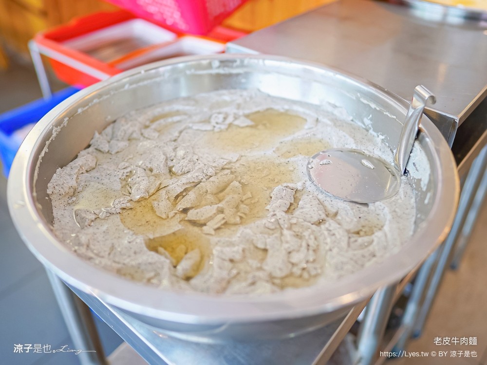 老皮牛肉麵 菜單 頭份尚順店 豆花吃到飽 豆漿 苗栗美食 頭份小吃 炒飯 免費豆花