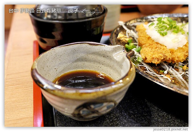 台中-伊勢路 日式炸豬排-不錯吃,但豬排品質不穩定