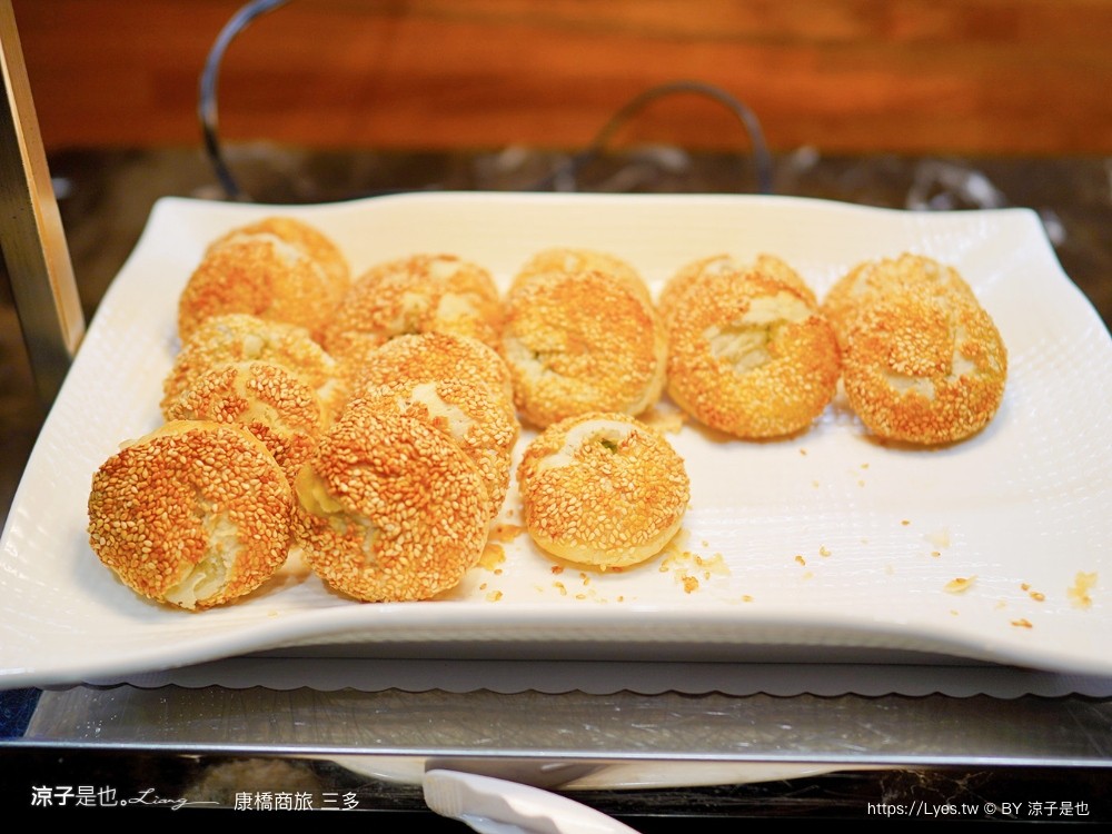 康橋大飯店 高雄住宿 康橋商旅三多分館 早餐 宵夜 吃到飽 康橋商旅據點 介紹