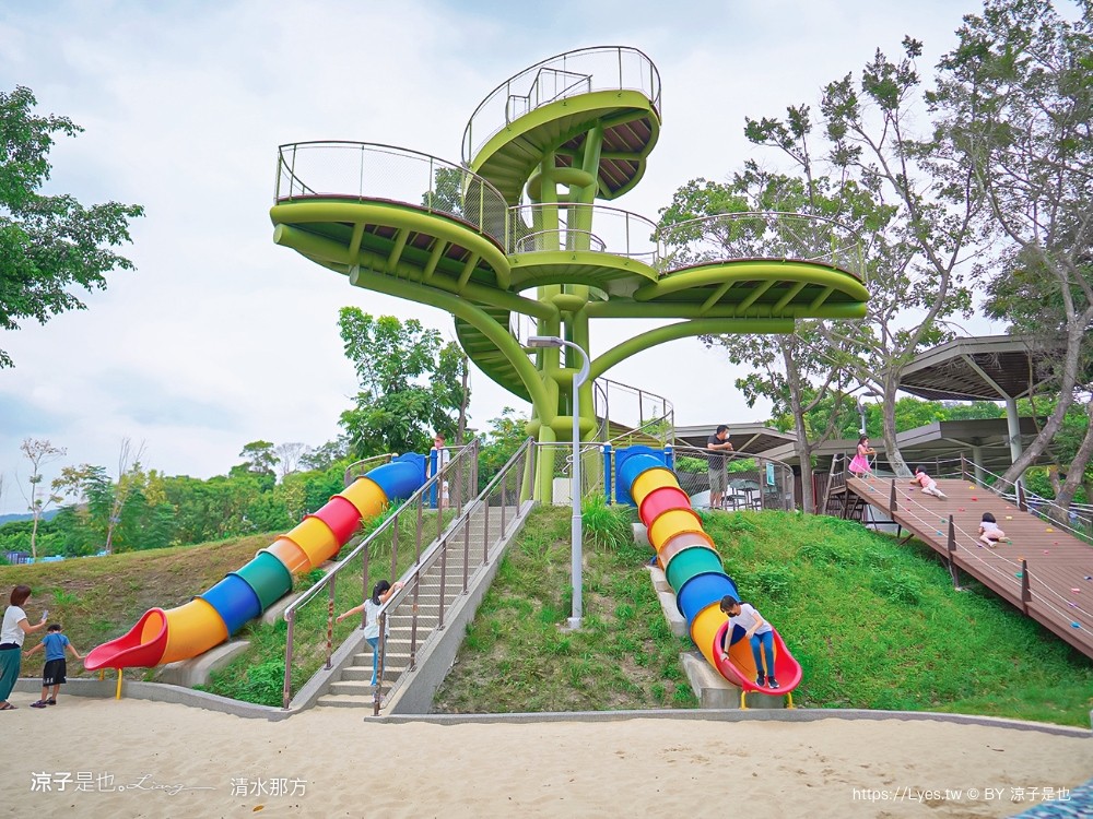 清水那方 彰化親子景點 氣墊兒童戲水池 沙坑 泡腳 餐廳 野餐 豪華懶人露營 溫泉泡湯