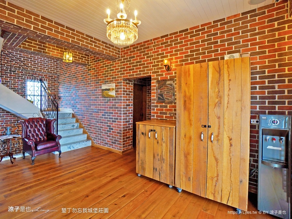 勿忘我城堡莊 包棟民宿 親子villa 寵物友善 海景房型 庭園草地