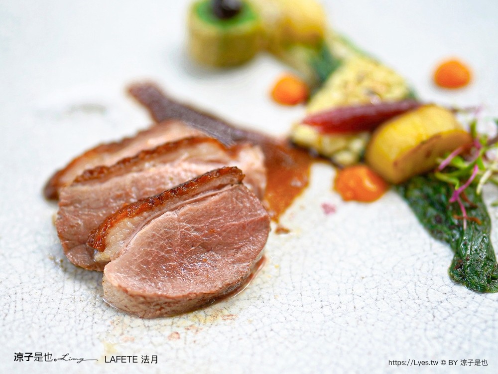 lafete．法月 菜單 台中 法式料理 約會慶生餐廳 玻璃屋 老宅 庭園餐廳 台中西區 景觀餐廳 午間套餐 晚餐 假日套餐 訂位
