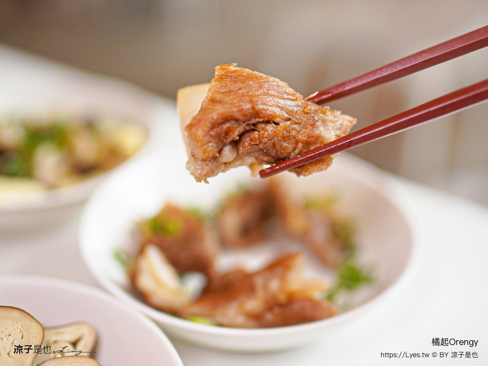 橘起Orengy 橘起 Orengy 台中南屯美食 橘起麵食 橘起菜單 老鴨粉絲 蘭州牛肉麵 平價麵店 大墩路餐廳 櫻桃鴨湯麵 清燉牛肉麵