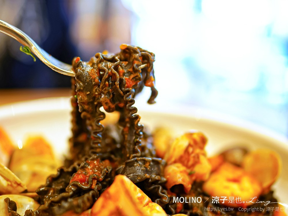 MOLINO 台中店 菜單 PARK2草悟廣場美食 餐廳 石臼現磨 手工義大利麵披薩