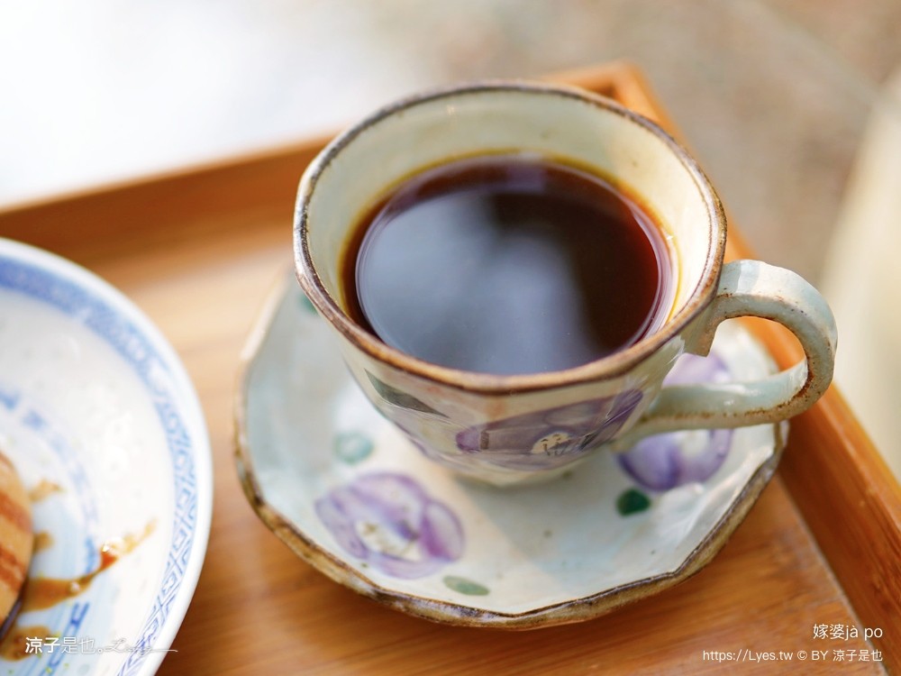 嫁婆咖啡 菜單 埔里秘境咖啡 南投森林系餐廳 樹屋 埔里庭園咖啡 蔬食 披薩 甜點