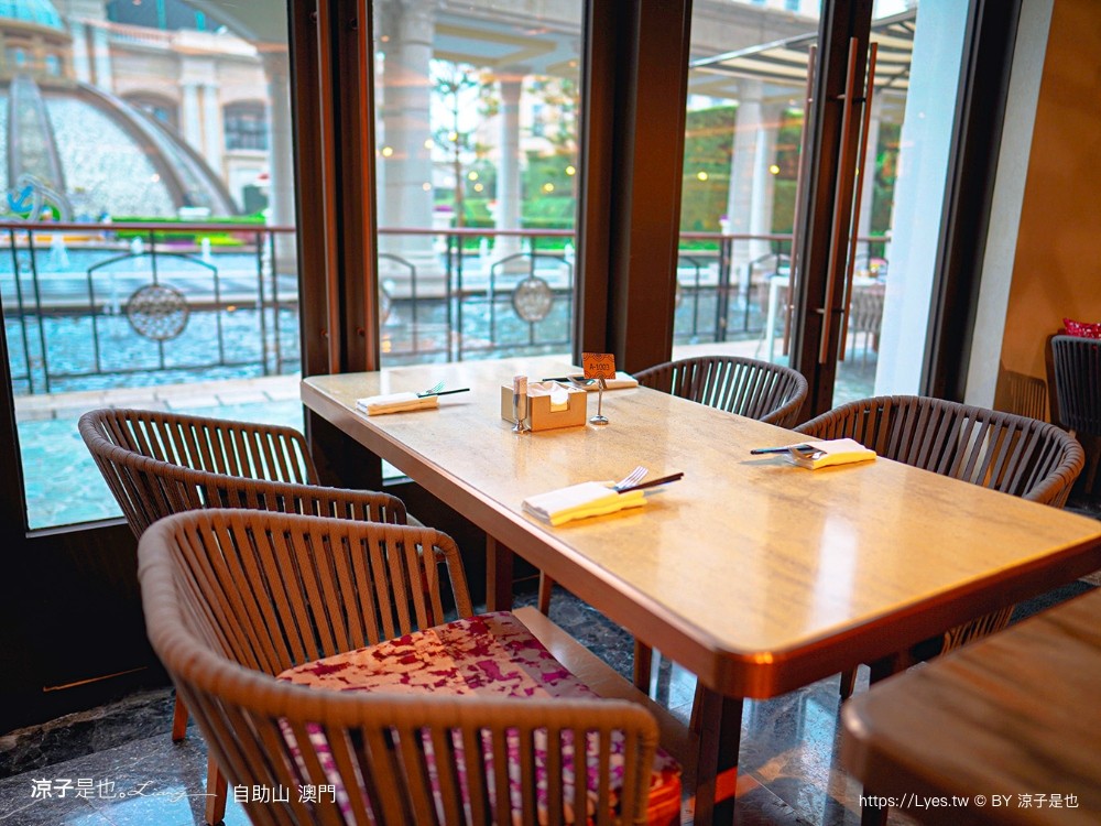 上葡京綜合度假村 澳門飯店推薦 澳門 上葡京酒店 位置 穿梭接泊巴士 早餐 自助山 buffet 泳池 房價 親子住宿 兒童設施