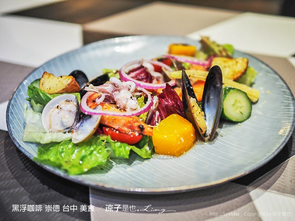 黑浮咖啡 崇德 台中 美食