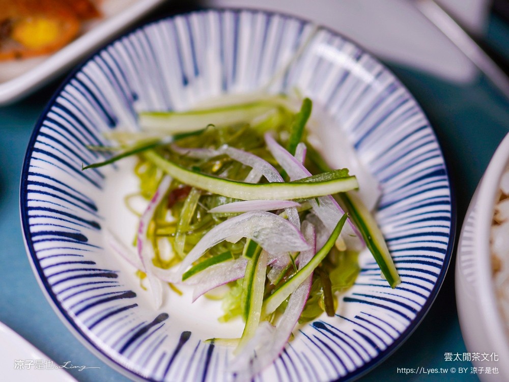 雲太閒茶文化 菜單 台中美食 南屯餐廳 茶點 春水堂 藝術 停車場 包廂低消 價位