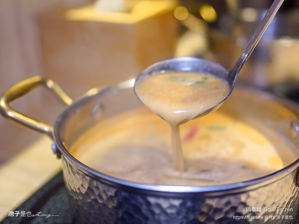 鍋泰暖 泰式南洋火鍋 台中美食 台中火鍋 大里美食 泰式火鍋 吃到飽餐廳 冬蔭功 肉骨茶 自助吧 蔬食飲品