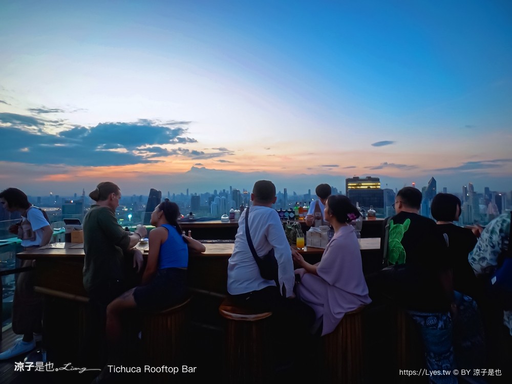 水母酒吧 水母酒吧 Tichuca Rooftop Bar 泰國曼谷 高空酒吧 推薦 網美 T-One大樓 景點 Thong Lor站 泰國曼谷 高空酒吧 推薦 網美 tone大樓 景點 thong lor站