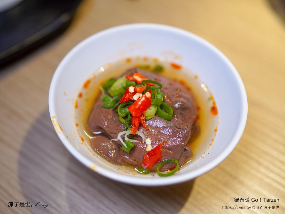 鍋泰暖 泰式南洋火鍋 台中美食 台中火鍋 大里美食 泰式火鍋 吃到飽餐廳 冬蔭功 肉骨茶 自助吧 蔬食飲品