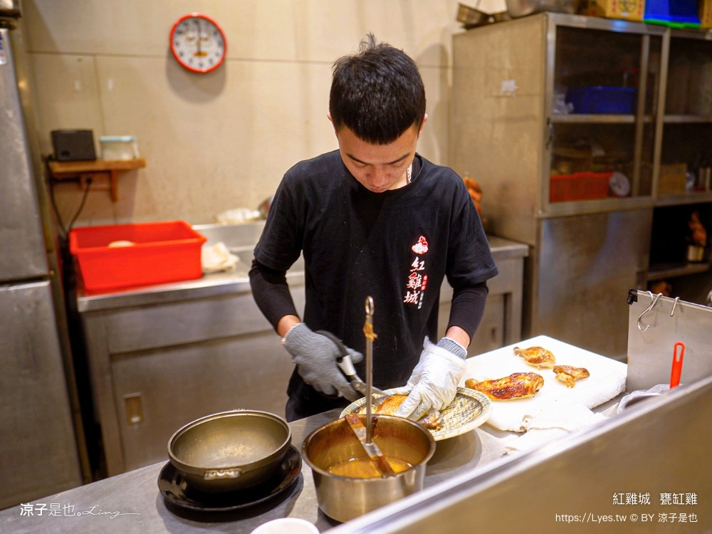 關子嶺紅雞城 紅雞城甕缸雞 菜單 關子嶺美食餐廳 台南甕窯雞 泥漿湯屋 白河美食 山產熱炒 熱炒合菜
