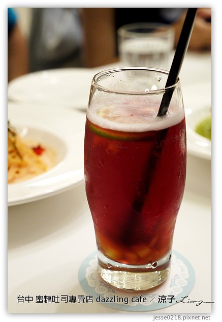 台中-Dazzling cafe 蜜糖吐司專賣店-終於吃到Dazzling cafe蜜糖吐司創始店