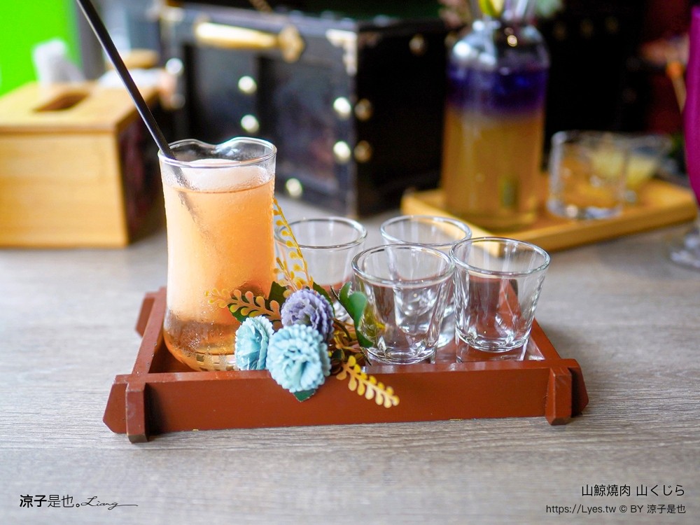 山鯨燒肉 菜單 台中漢口 燒肉美食 生日優惠 停車 訂位 優惠 台中燒肉餐廳推薦 和服 網美必拍 寶箱