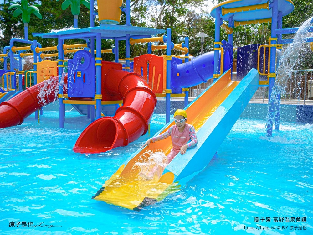 關子嶺富野溫泉會館 台南溫泉飯店 泥漿溫泉 台南親子住宿 泳池戲水區 房價優惠 房型 早餐 和式 開幕 關子嶺泡湯 大眾泡湯池 游泳池 親子家庭房