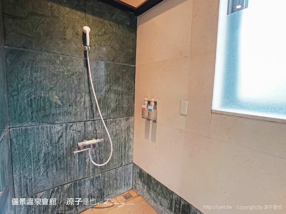 儷景溫泉會館 台南關子嶺溫泉飯店 泥漿溫泉住宿 尊榮館雙人房 戶外溫泉設施