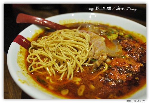 台中-nagi凪 豚王日本拉麵-東京拉麵大賞冠軍的豚骨拉麵來台中啦！