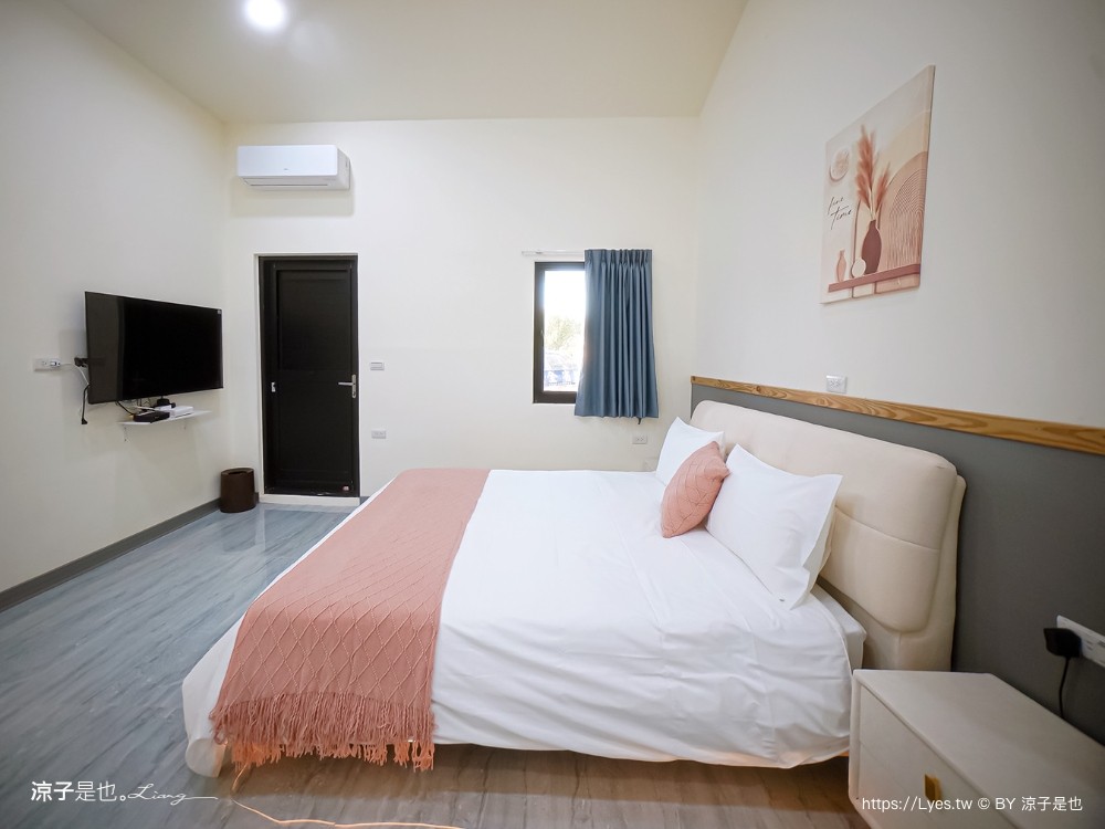 墾丁包棟民宿 屏東住宿 滿州住宿 touch villa 泳池 房型 庭院 卡拉ok 烤肉
