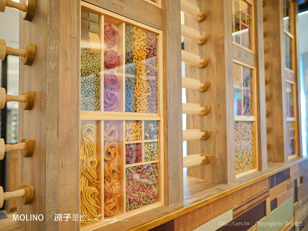 MOLINO 台中店 菜單 PARK2草悟廣場美食 餐廳 石臼現磨 手工義大利麵披薩