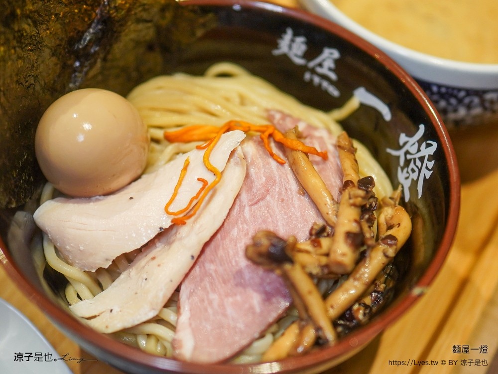 麵屋一燈 台中拉麵 菜單 勤美誠品 餐廳推薦 日本東京沾麵 公益路美食 日本拉麵名店 冠軍沾麵