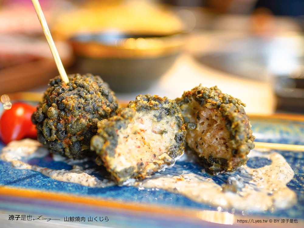 山鯨燒肉 菜單 台中漢口 燒肉美食 生日優惠 停車 訂位 優惠 台中燒肉餐廳推薦 和服 網美必拍 寶箱