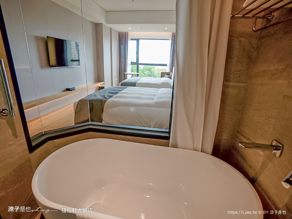 禧榕軒大飯店 台南新開幕 火車站住宿飯店 雙人房 四人房 家庭房 房型開箱 頂樓空中花園泳池 房價