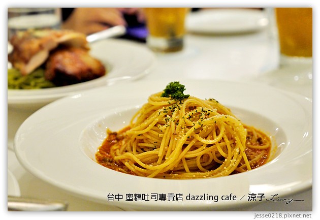 台中-Dazzling cafe 蜜糖吐司專賣店-終於吃到Dazzling cafe蜜糖吐司創始店