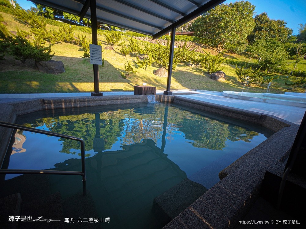 六二溫泉山房 龜丹溫泉住宿 台南溫泉飯店 大眾湯 湯屋 溫水脈衝池 溫水spa按摩池 台南親子住宿