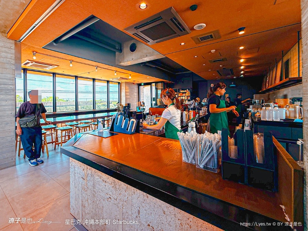 星巴克 沖繩本部町 Starbucks 沖繩海景咖啡 沖繩星巴克 沖繩咖啡廳推薦 沖繩海景餐廳 最美星巴克