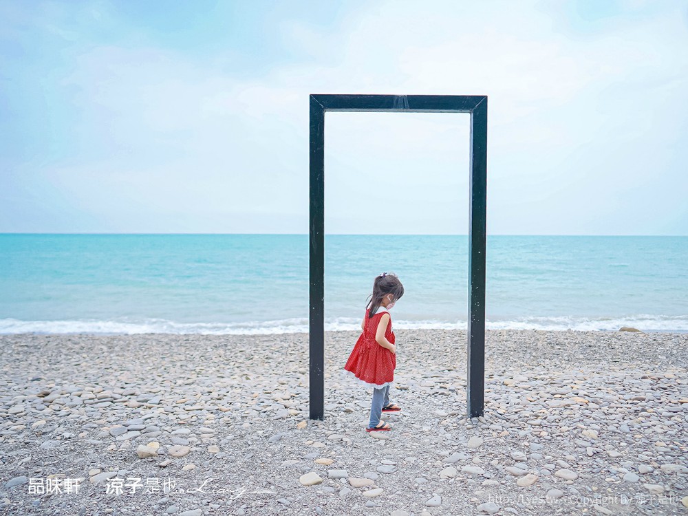 品味軒休息站 屏東枋山 海景免費景點 天空之鏡 網美鞦韆 天堂階梯 別有洞天咖啡館 魔幻咖啡