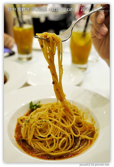 台中-Dazzling cafe 蜜糖吐司專賣店-終於吃到Dazzling cafe蜜糖吐司創始店