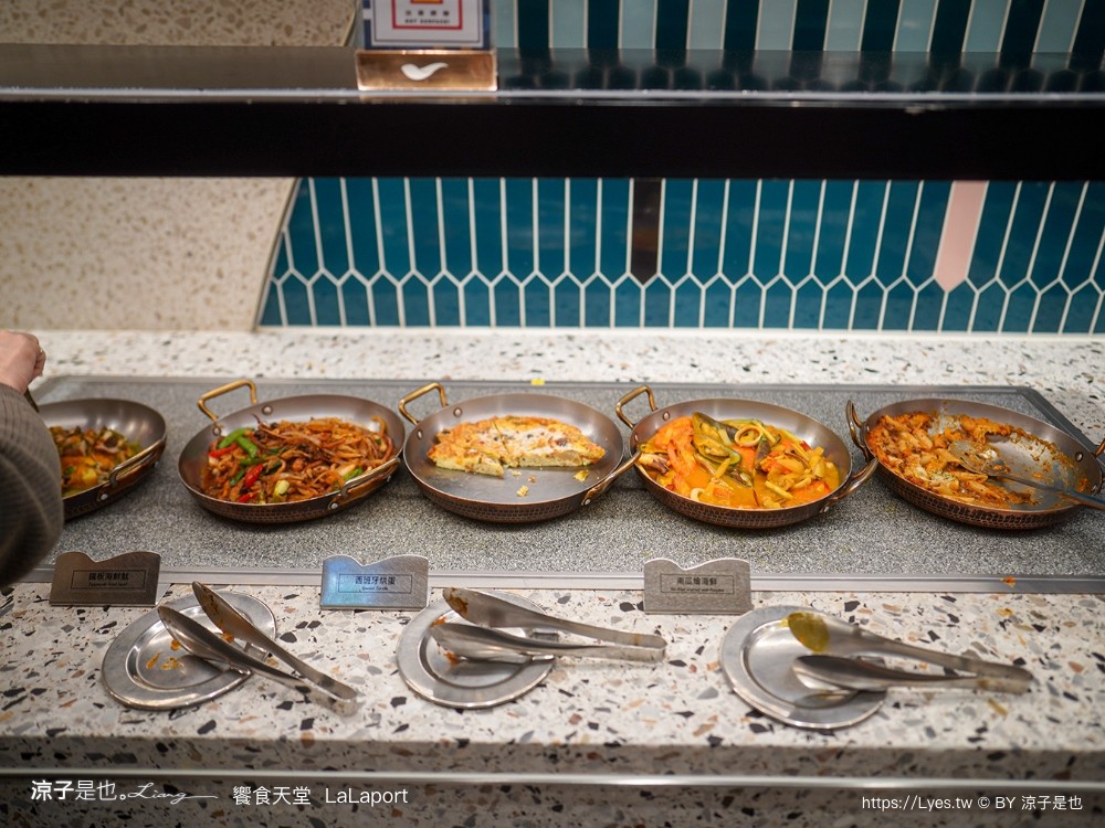 饗食天堂 lalaport 台中吃到飽推薦 必吃料理 台中美食 吃到飽餐廳 buffet 價位 牛排 生魚片 甜點