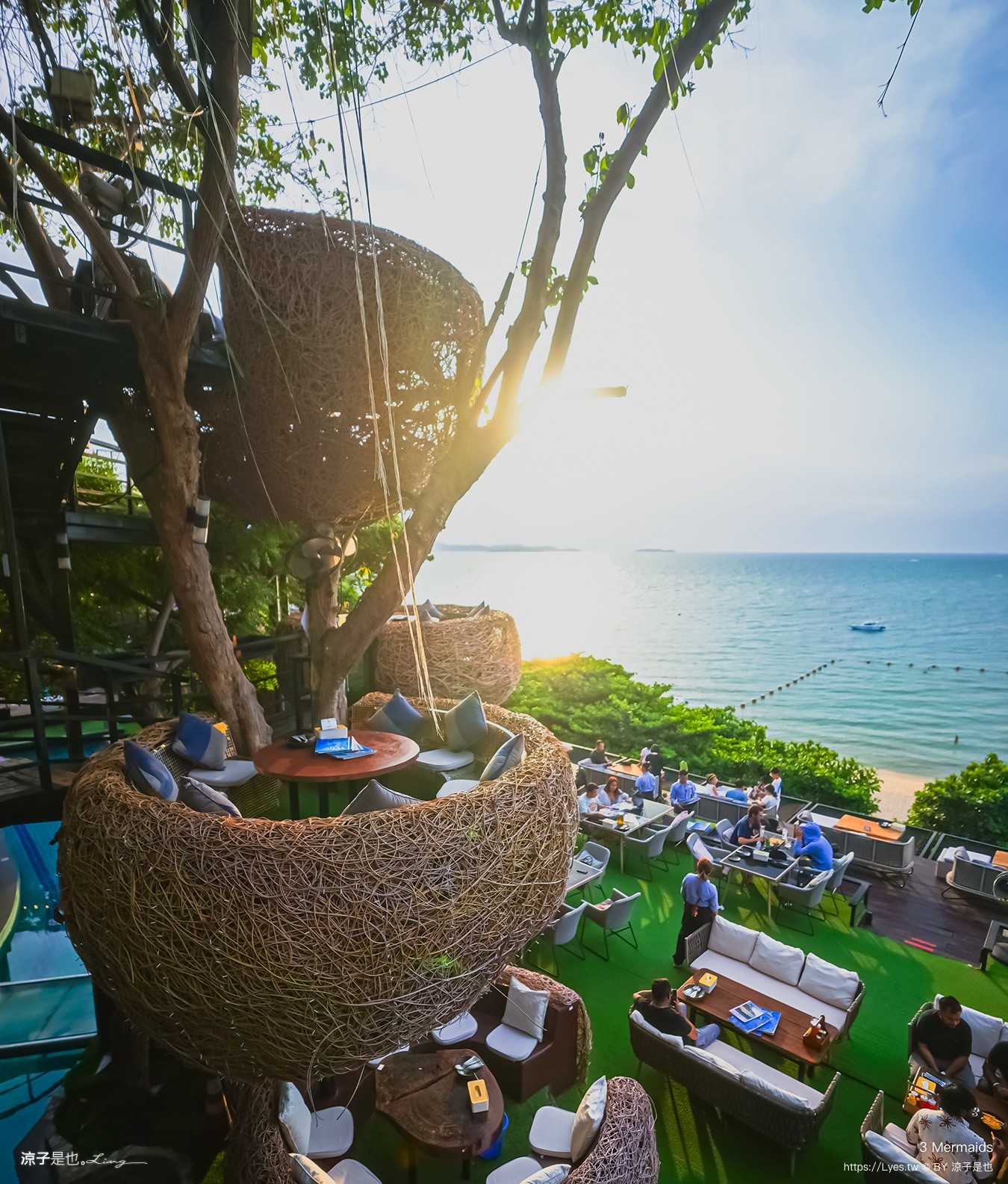 3 Mermaids 美人魚餐廳 芭達雅 Pattaya cafe 鳥巢餐廳 海景餐廳