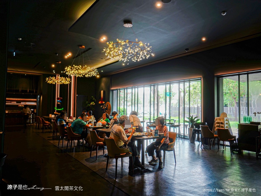雲太閒茶文化 菜單 台中美食 南屯餐廳 茶點 春水堂 藝術 停車場 包廂低消 價位