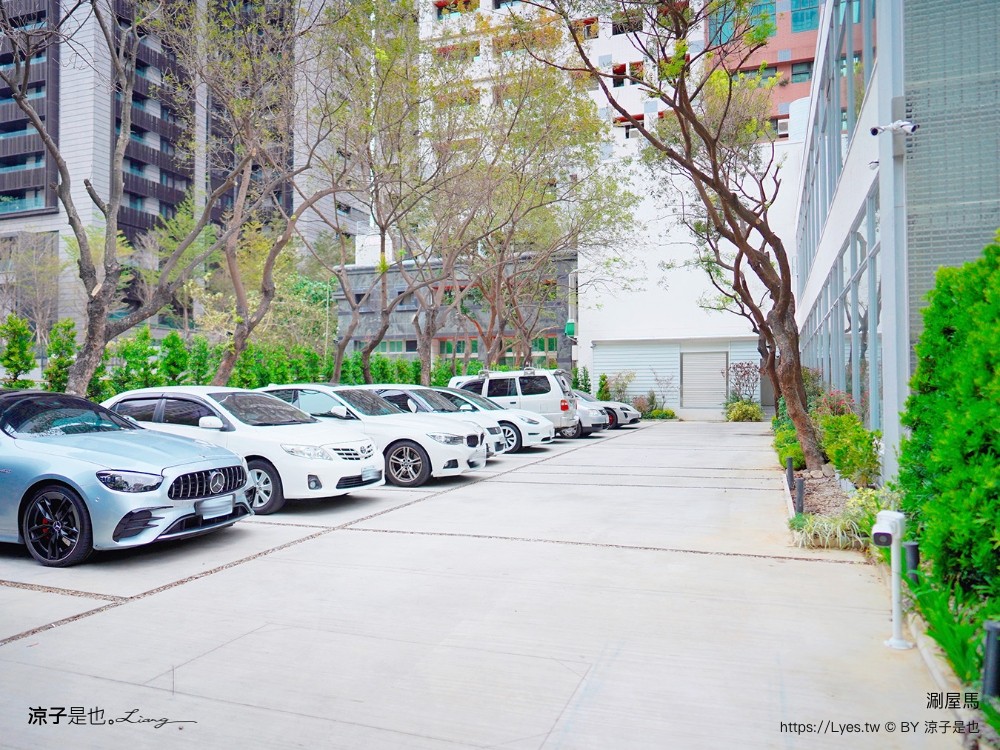 涮屋馬 菜單 新開幕 屋馬火鍋品牌 試營運 個人鍋物 和牛套餐 訂位 停車 台中火鍋餐廳 新光三越美食 和牛套餐 訂位 停車 台中火鍋餐廳 新光三越美食